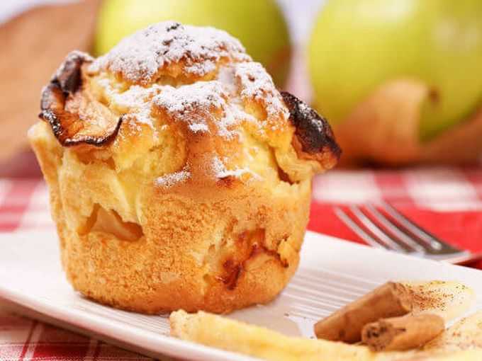 Простой рецепт кексов с яблоками