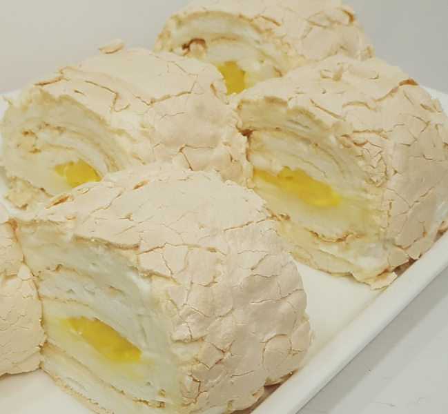 Рулет из омлета со сливочным сыром - рецепт с фотографиями - patee. рецепты