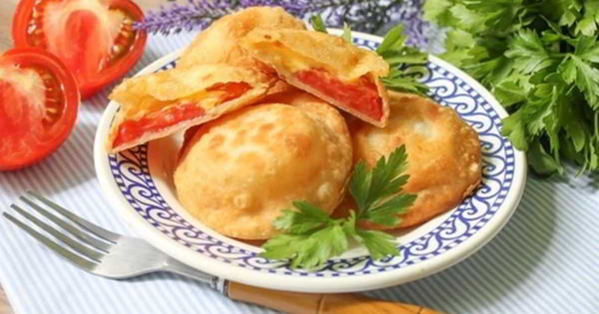 Пирожки бомбочки с разными начинками: лучшие рецепты, фото. вкуснейшие пирожки бомбочки с помидорами и сыром, фаршем, колбасой, картошкой, творогом: рецепт