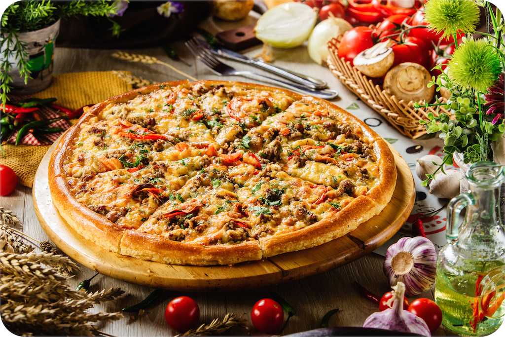 Как приготовить ленивую пиццу с копченой колбасой и маринованными огурцами: поиск по ингредиентам, советы, отзывы, пошаговые фото, подсчет калорий, изменение порций, похожие рецепты