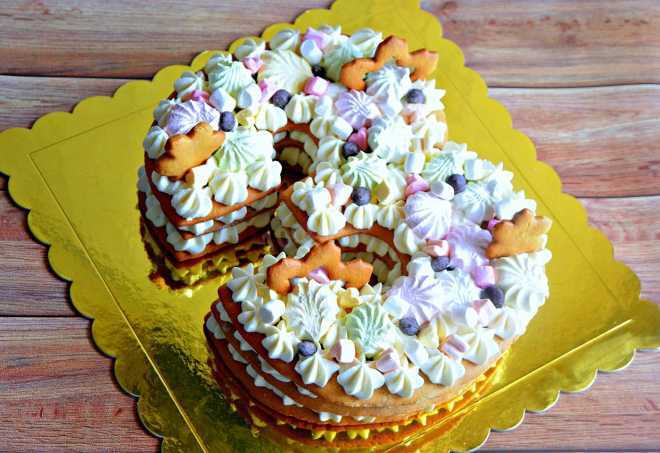 Торт цифра 8 с какао и творогом с цветами из фруктов рецепт с фото пошагово и видео - 1000.menu