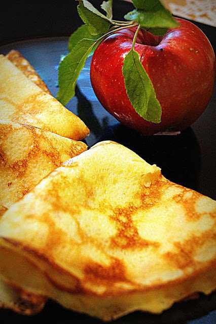 4 классных рецепта блинов с яблоками: кулинарный эксперимент