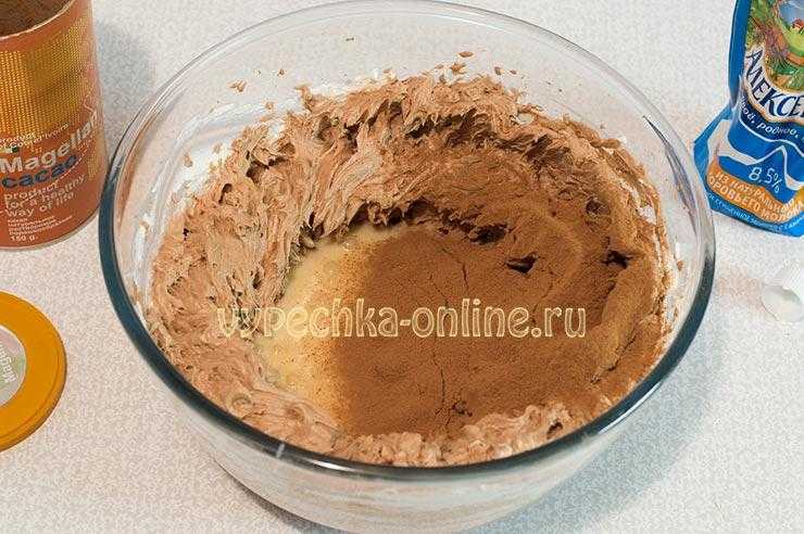 Торт шоколадный на сметане со сгущенкой - пошаговый рецепт с фото