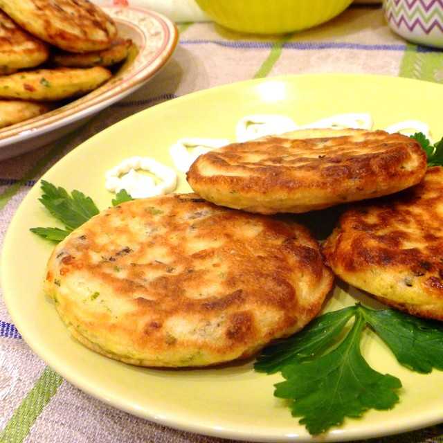 Оладьи из кабачков с сыром – 4 вкусных рецепта
