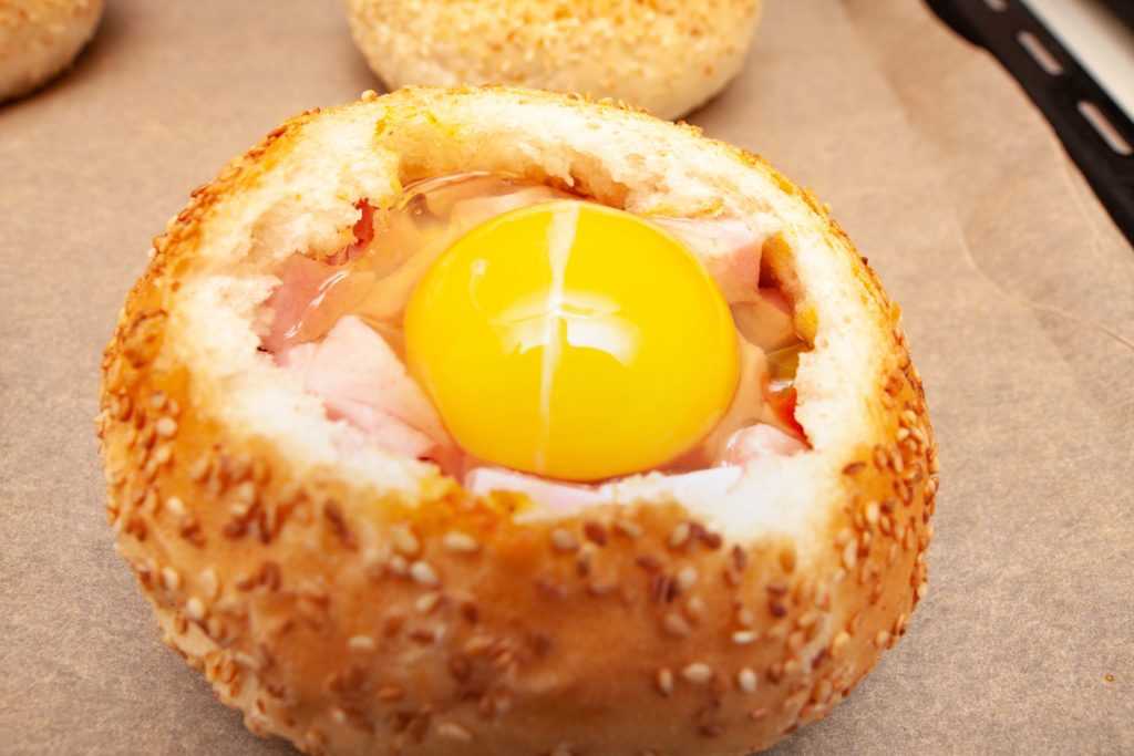 Тесто на булочки на сухих дрожжах рецепт с фото пошагово - 1000.menu