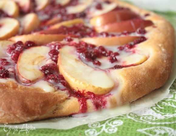 Яблочно-брусничный пирог – простые рецепты и полезные советы