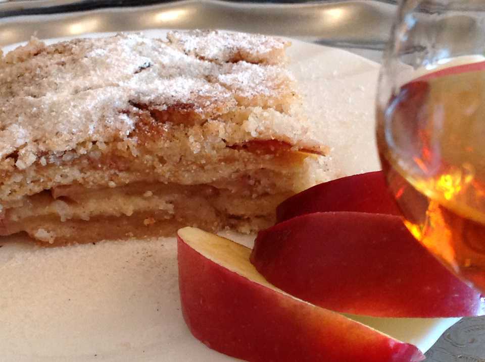 Насыпной яблочный пирог — 5 очень вкусных и простых рецептов
