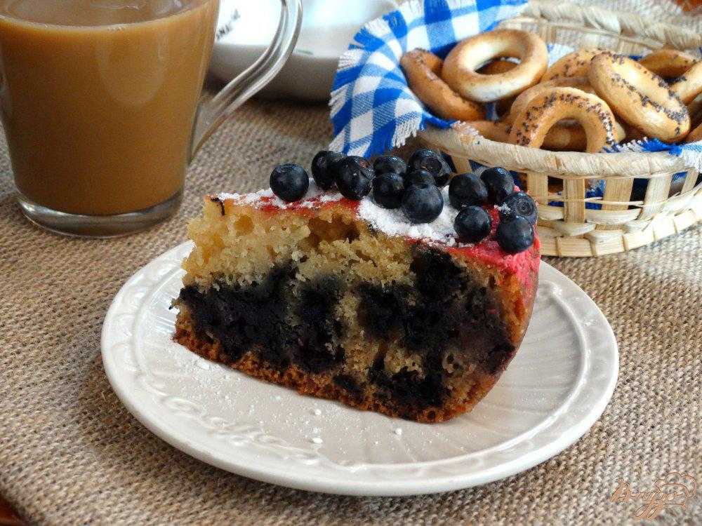 Готовим черничный пирог в мультиварках - вкусный десерт для всей семьи.