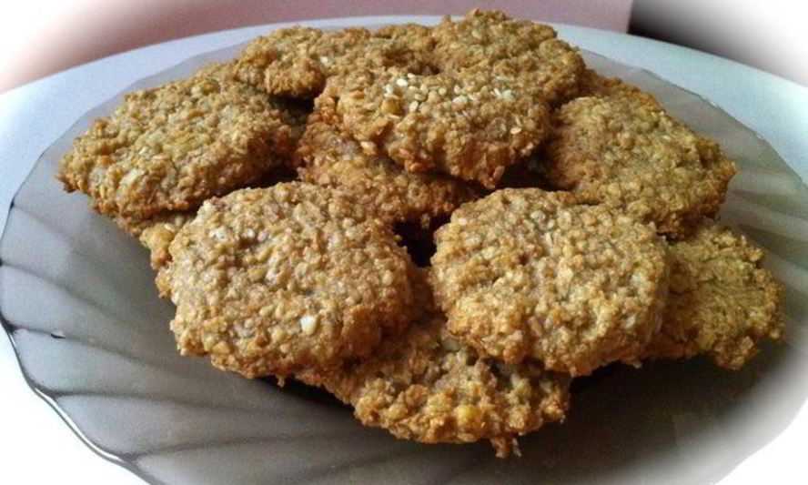 Печенье из овсяных хлопьев на кефире - 11 пошаговых фото в рецепте