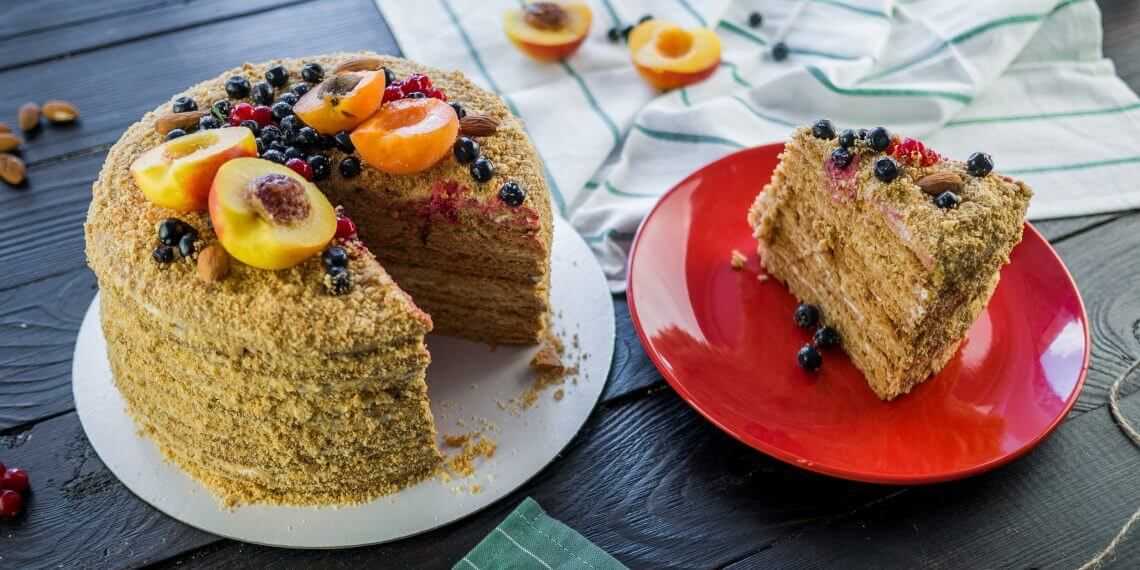 «медовик» - самый простой рецепт очень вкусного торта для любого праздника!