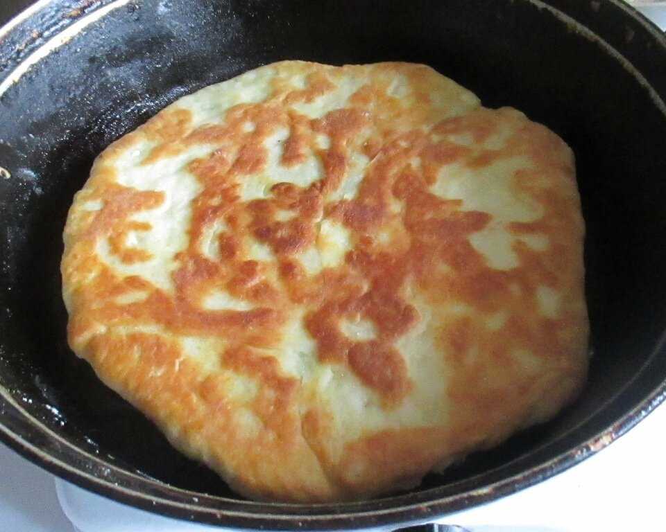 Хлеб на кефире на сковороде быстро