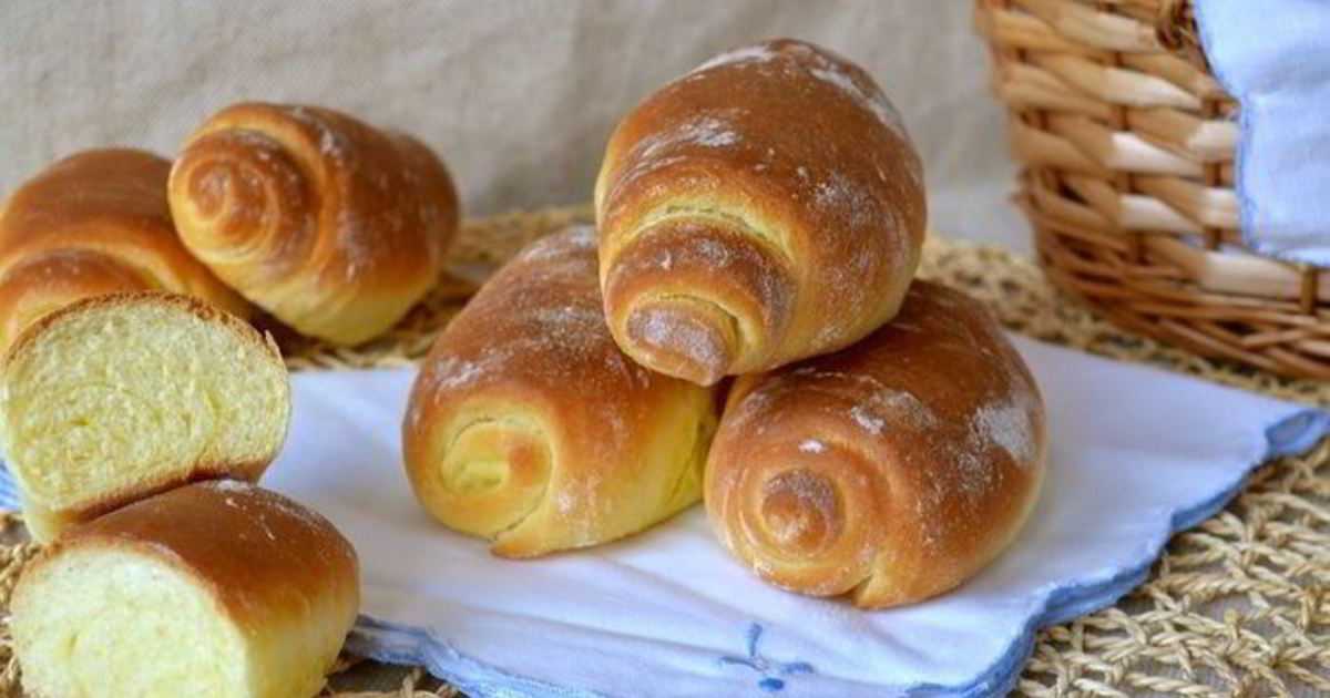 Булочки с изюмом