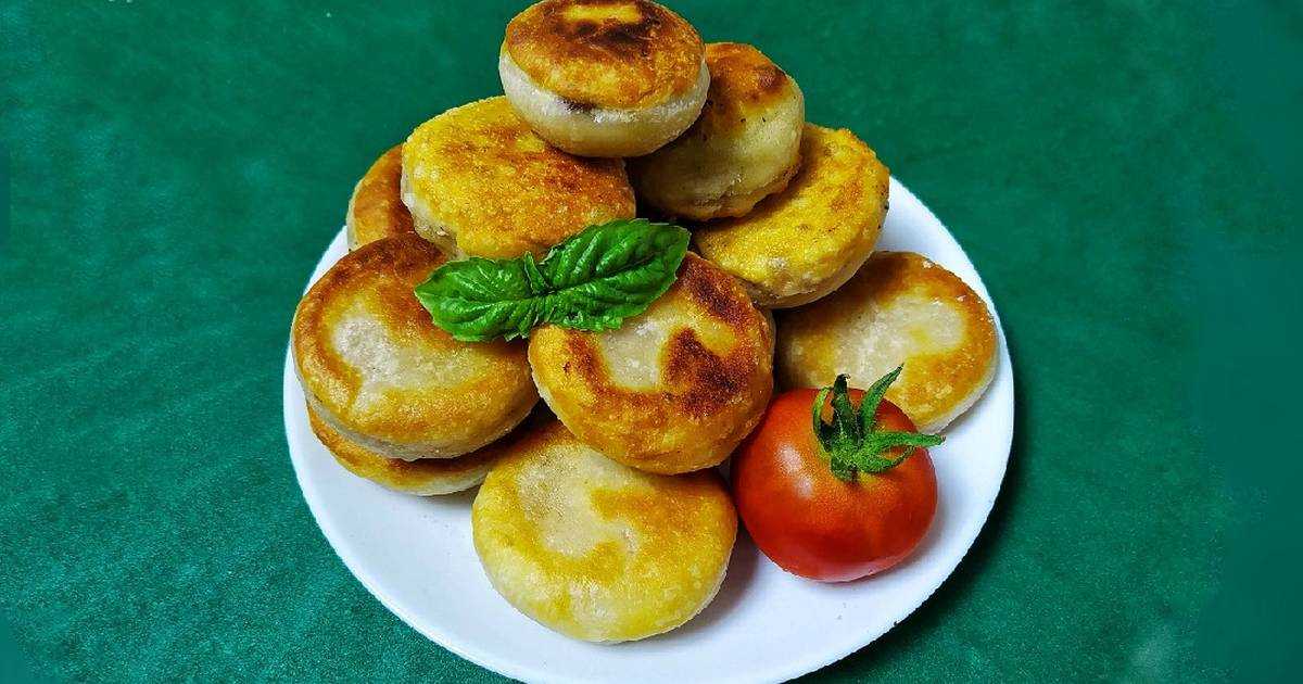 Пирожки бомбочки: с помидорами и сыром, рецепт, другие варианты начинок, виды теста