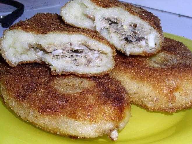 Постные пирожки с картошкой и грибами — пошаговый рецепт с видео