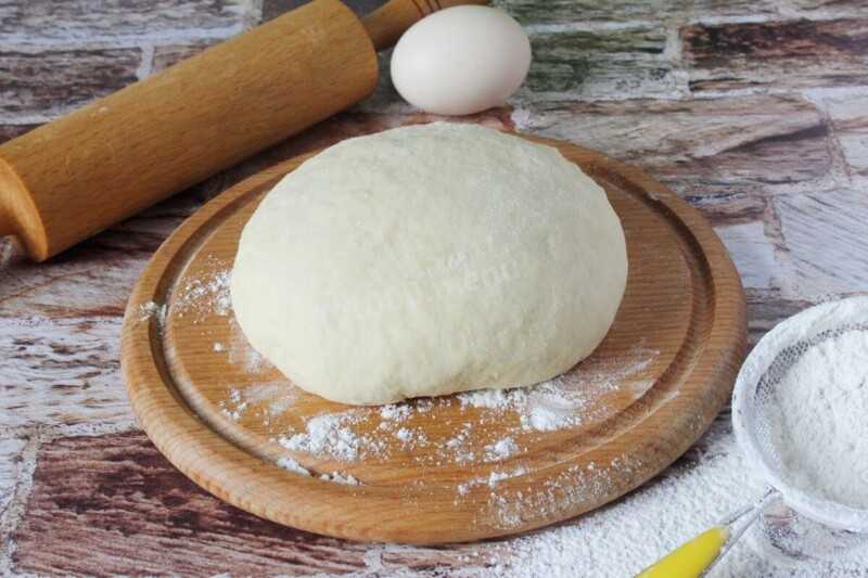 Пироги на дрожжевом тесте в духовке. 6 простых и вкусных рецептов