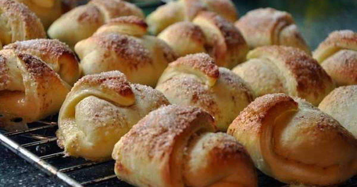 Булочки на кефире - 8 рецептов, пышные, вкусные, сладкие