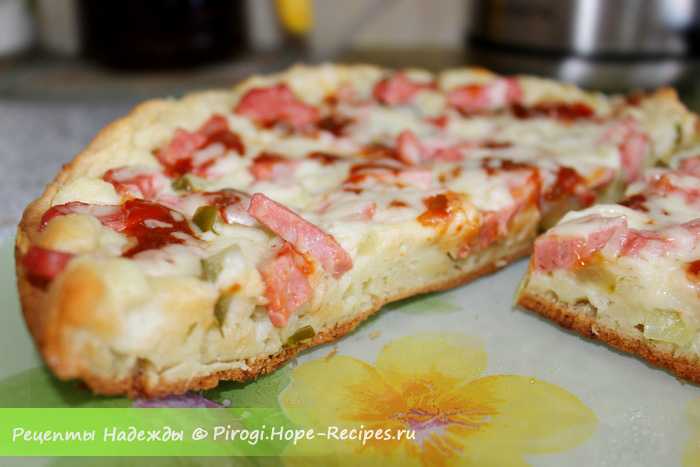 Пицца на сковороде на кефире — пошаговый рецепт с фото