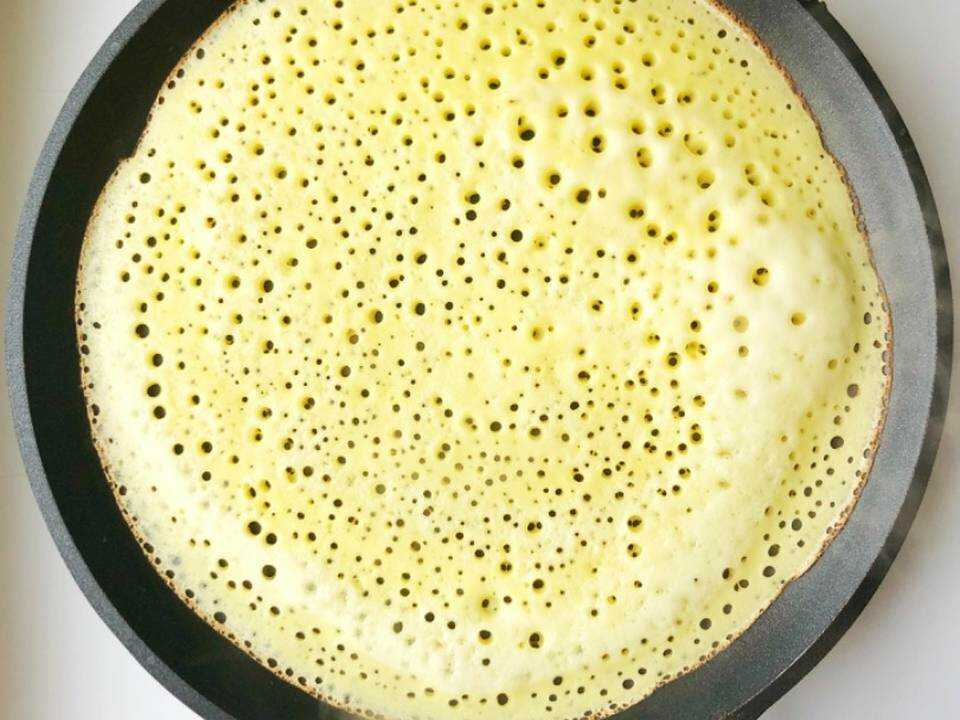 Вкусные блины без яиц: рецепты приготовления блинчиков на молоке, воде, кефире