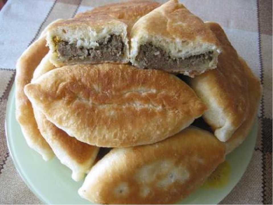 Пирожки с печенкой жареные на сковороде рецепт с фото пошагово