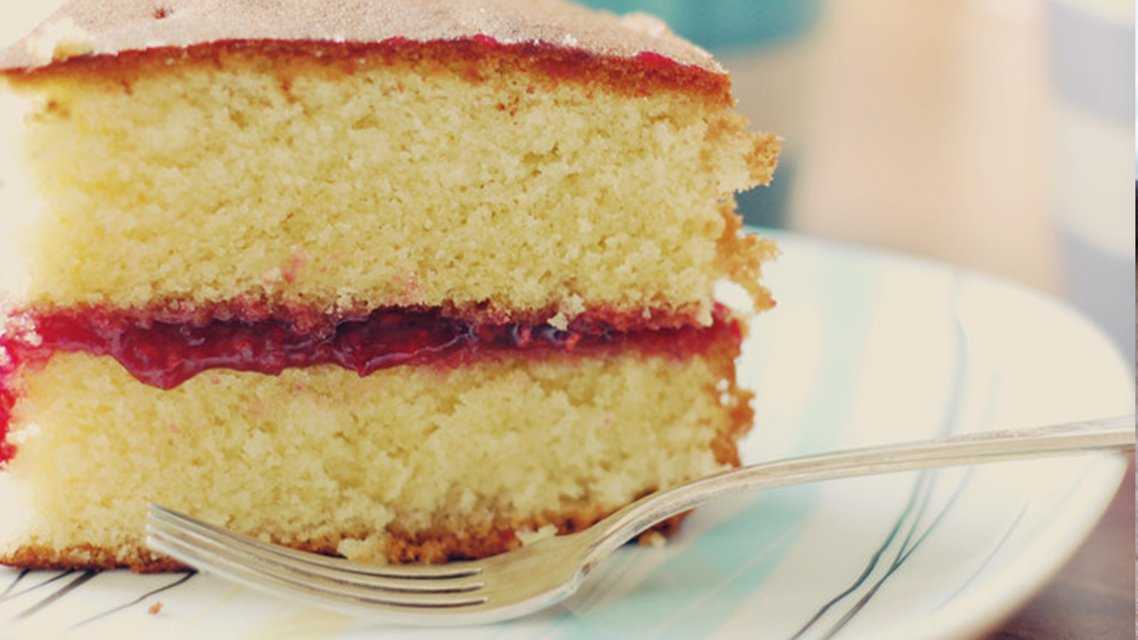 Бисквит для торта пышный и простой в духовке рецепт с фото пошагово и видео - 1000.menu