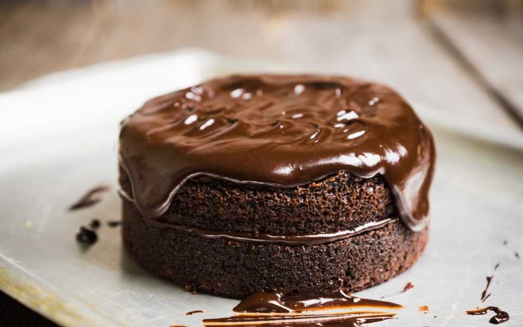 Бисквитное шоколадное пирожное: настоящий рецепт