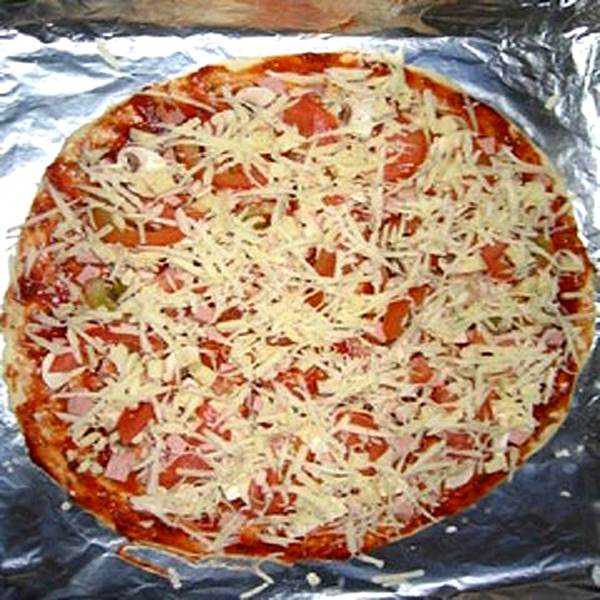 Быстрая пицца в микроволновке, рецепт с фото