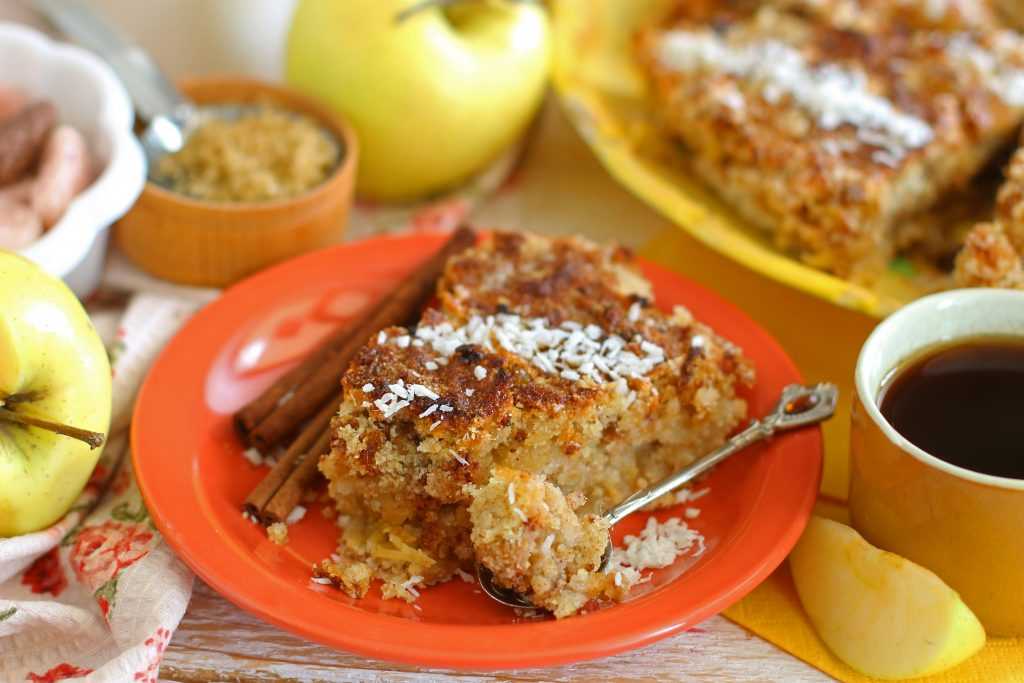 Пирог с яблоками и медовой заливкой - рецепт с пошаговыми фото | ne-dieta