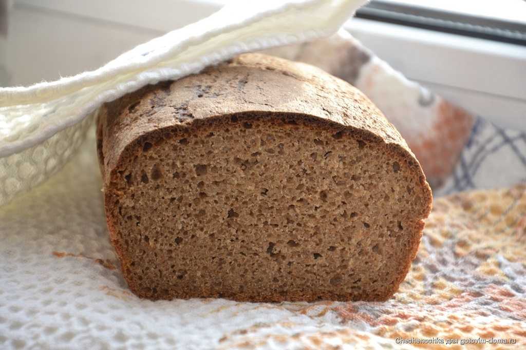 Бездрожжевой хлеб из пшенично-ржаной муки