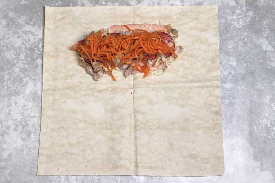 Рулет из лаваша с корейской морковью - как быстро приготовить с разными начинками по пошаговым рецептам с фото