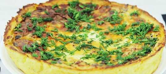 Открытый пирог-галета с сыром, картофелем и зеленью ► последние новости