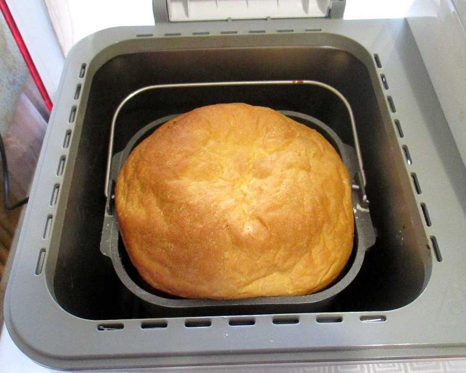 Лучшее тесто для хлебопечки. Торт из хлебопечки. Тесто для булочек в хлебопечке. Форма на хлебопечку. Хлеб в хлебопечке красивый.