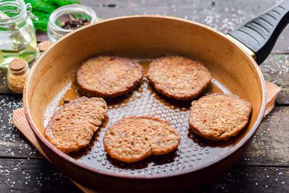 Печеночные оладьи из говяжьей печени — очень вкусные рецепты