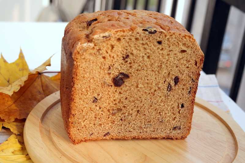 Рецепт пшенично-ржаного хлеба на закваске с семечками подсолнечника, льна и кунжута
