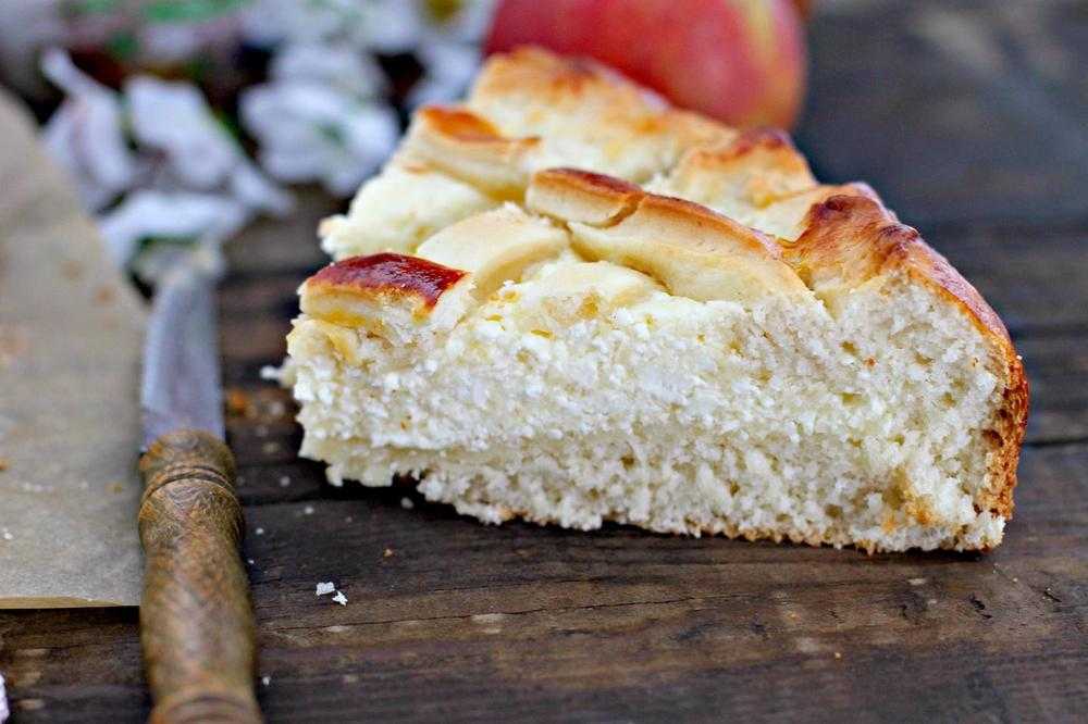 Песочный пирог с творогом и яблоками в духовке. простой рецепт с пошаговыми фото