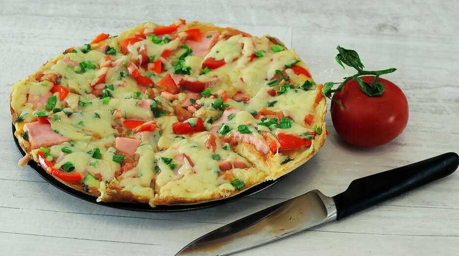 Быстрая пицца на сковороде за 10 минут рецепт с фото пошагово - 1000.menu