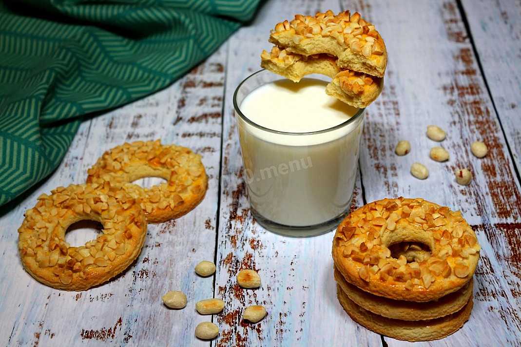 Песочное печенье с жареным арахисом — рецепт