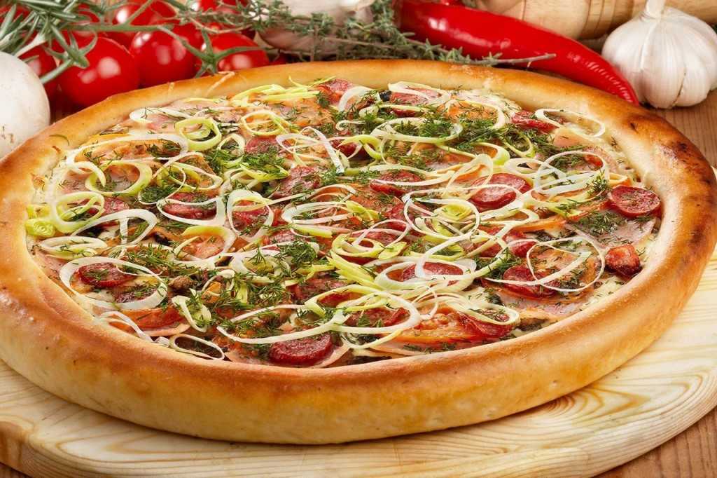 Пицца толстая по-американски рецепт с фото пошагово - 1000.menu