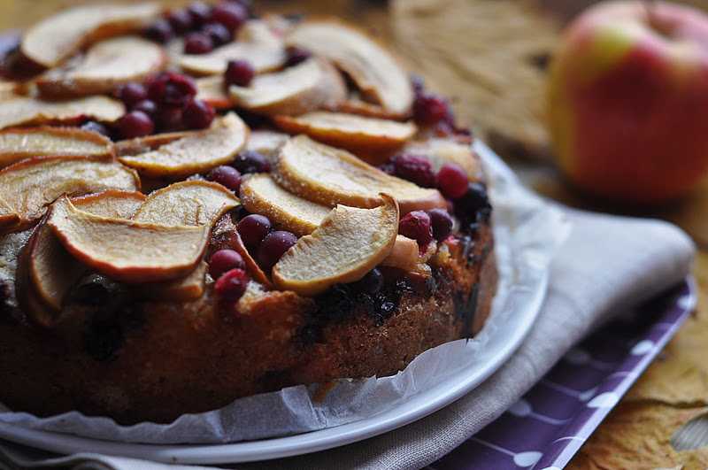 Тертый пирог с вареньем из яблок рецепт с фото - 1000.menu