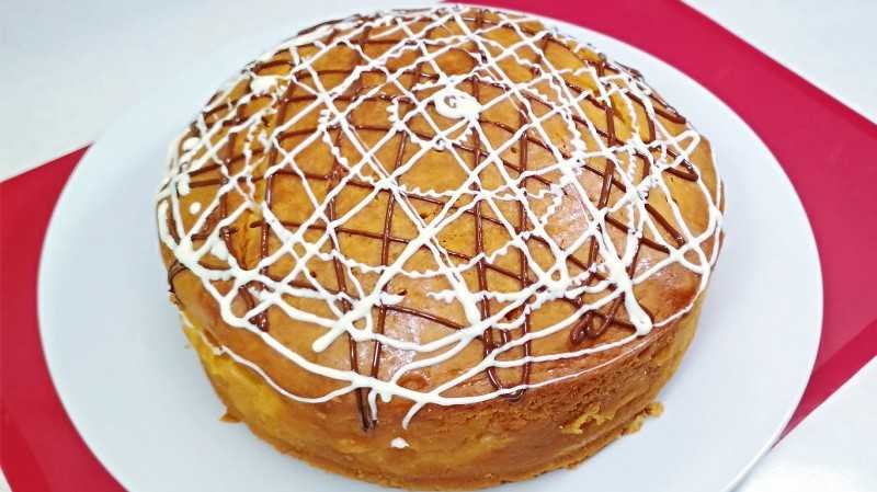 Рецепт творожного пирога с персиками и меренгой на вкусном блоге
