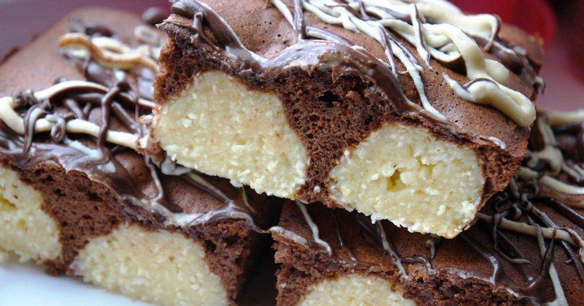 Торт шоколадный бисквит с творожными шариками - рецепт пошагово с фото