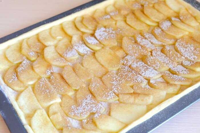 ️постный пирог с яблоками в духовке на дрожжевом тесте - рецепт с фото пошагово