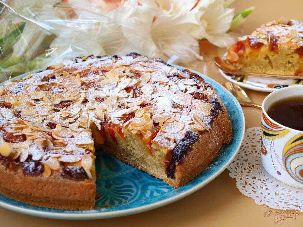 Пирог с яблоками на сковороде без духовки рецепт с фото пошагово и видео - 1000.menu