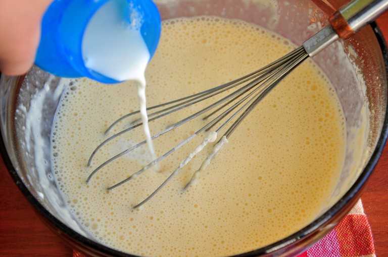 Как приготовить блины — 10 рецептов вкуснейших блинов на молоке, воде и кефире