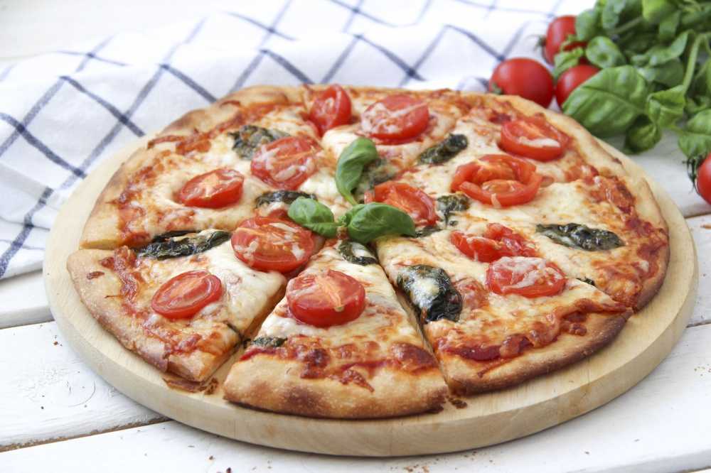 Тонкое тесто на пиццу - 8 лучших рецептов тонкого теста для пиццы.