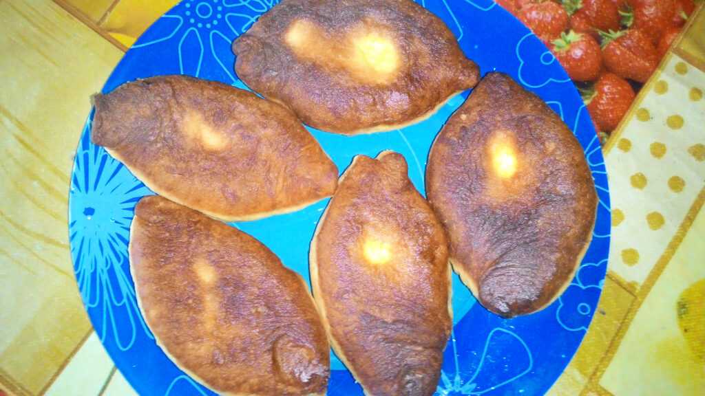 Пирожки с картошкой в духовке – простые и вкусные рецепты пирожков