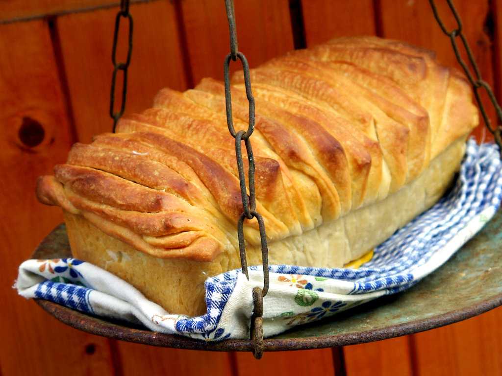 Сладкий белый хлеб гармошка с апельсином и изюмом рецепт с фото пошагово - 1000.menu