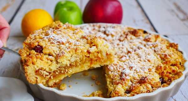 Как испечь яблочный пирог с клюквой и кремом - пошаговый рецепт