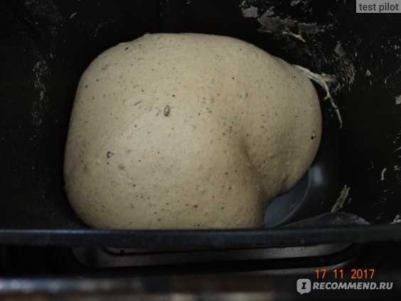 Дрожжевое тесто для пирожков в хлебопечке - рецепт с фото