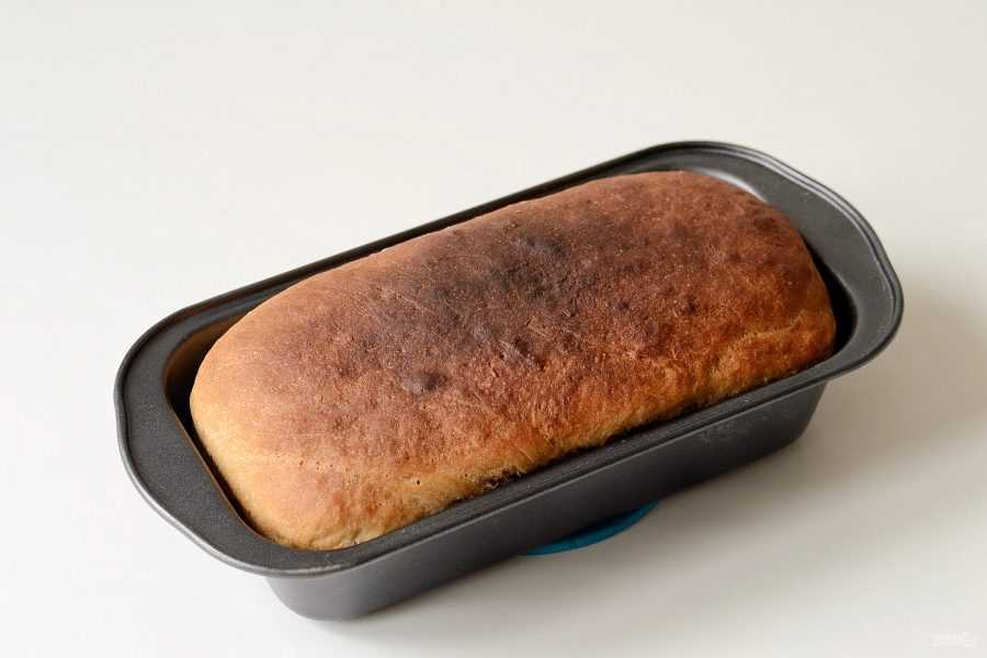 Рецепт гречневого хлеба в духовке. Хлеб в духовке. Хлеб в форме в духовке. Хлеб из гречневой муки в духовке. Хлеб с гречневой кашей.