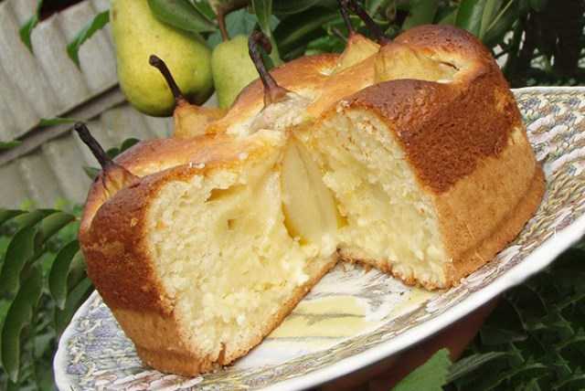 Творожный пирог с грушами - 11 пошаговых фото в рецепте